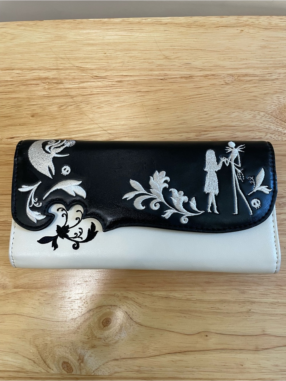 Loungefly Disney The Nightmare Before Christmas Silhouette Icons Wallet